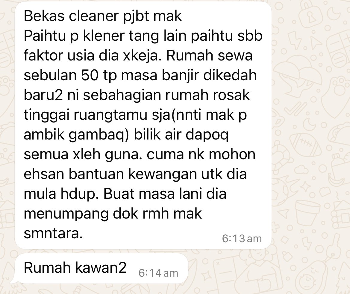 tattyhassan's tweet photo. Gais, ada makcik perlukan bantuan!

Bekas cleaner office mak i, she’s old now, alone, and dah tak boleh kerja cleaner atas faktor usia. Pastu rumah sewa dia yang sebulan RM50 haritu kena banjir &amp; rosak teruk. https://t.co/VizIByLmAq