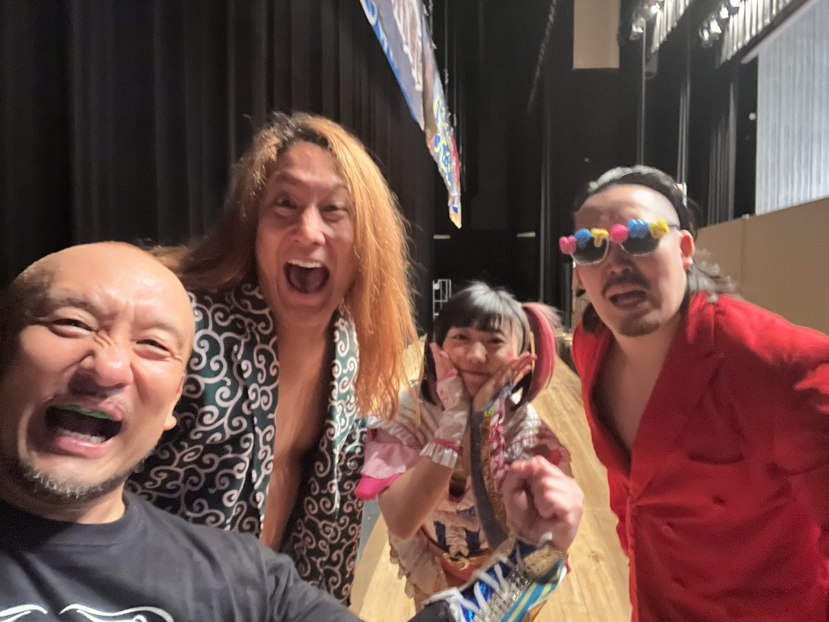 アップタウン
黒潮TOKYOジャパン選手
立花誠吾選手
花園桃花選手

出場ありがとうございました😆

ガンマ自主興行DVD📀
まもなく発売します📀

黒潮TOKYOジャパン 山村武寛
立花誠吾                   vs木下亨平
花園桃花　　　　　　菊池悠斗

ガンマ自主興行DVDで観れますよ〜