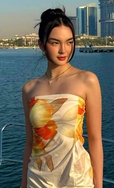 I have to be honest, ang cute ng chemistry ni Kai and Kyle. But please let's try the Kai and Robbie tandem. I can already envision the chemistry eh. I'm so excited for Kai, <a href="/starmagicphils/">Star Magic</a> has found its new gem 😍 Kai is like this generation's Kim Chiu. ❤️
<a href="/iamErik_Miras/">Jan Erik Miras</a>