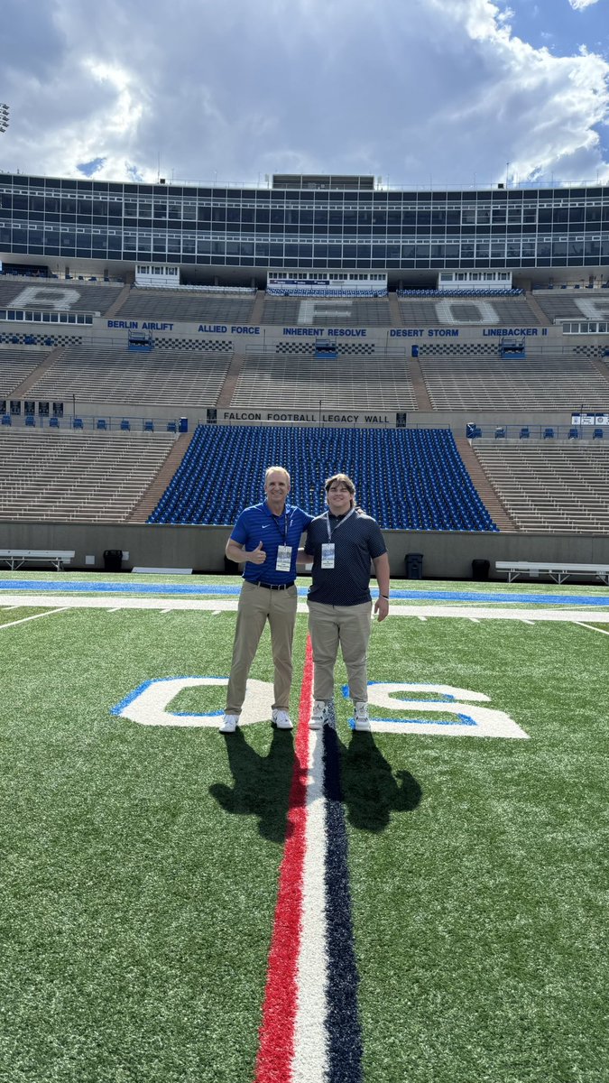 Loved getting to come up to Colorado Springs and getting to see what  <a href="/AF_Football/">Air Force Football</a> is all about
<a href="/CoachLobotzke/">Steed Lobotzke</a> <a href="/CoachWyatt_/">Fred Wyatt</a> <a href="/CoachTCalhoun/">Troy Calhoun</a> <a href="/Coach_Thiessen/">Mike Thiessen</a>