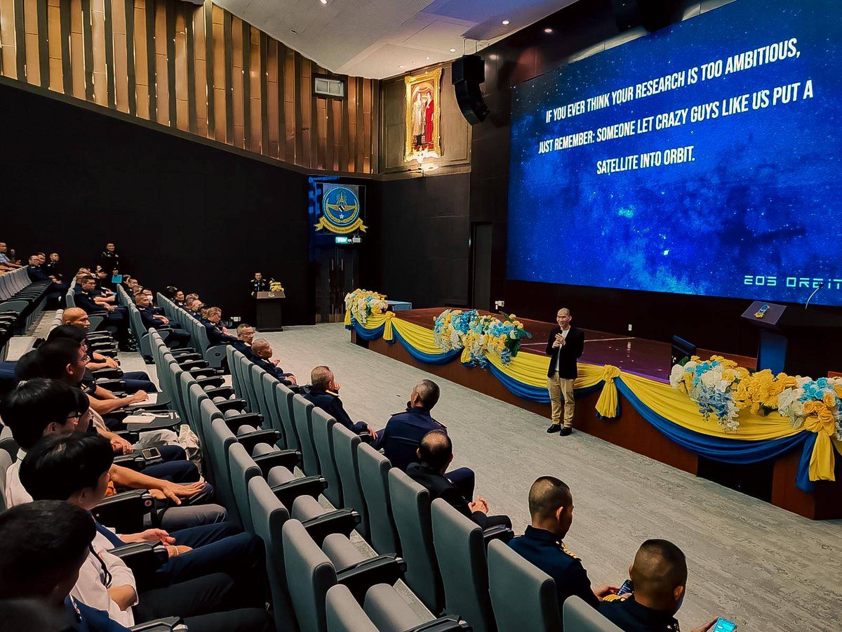 On June 12, 2025, Mr. Supiti Buranawattanachoke, Chairman of EOS Orbit, was invited as a keynote speaker at the Annual Research Horizons Seminar 2025, held at the Navaminda Kasatriyadhiraj Royal Thai Air Force Academy.

His talk, titled
“Start-up Thai to Space” explored the