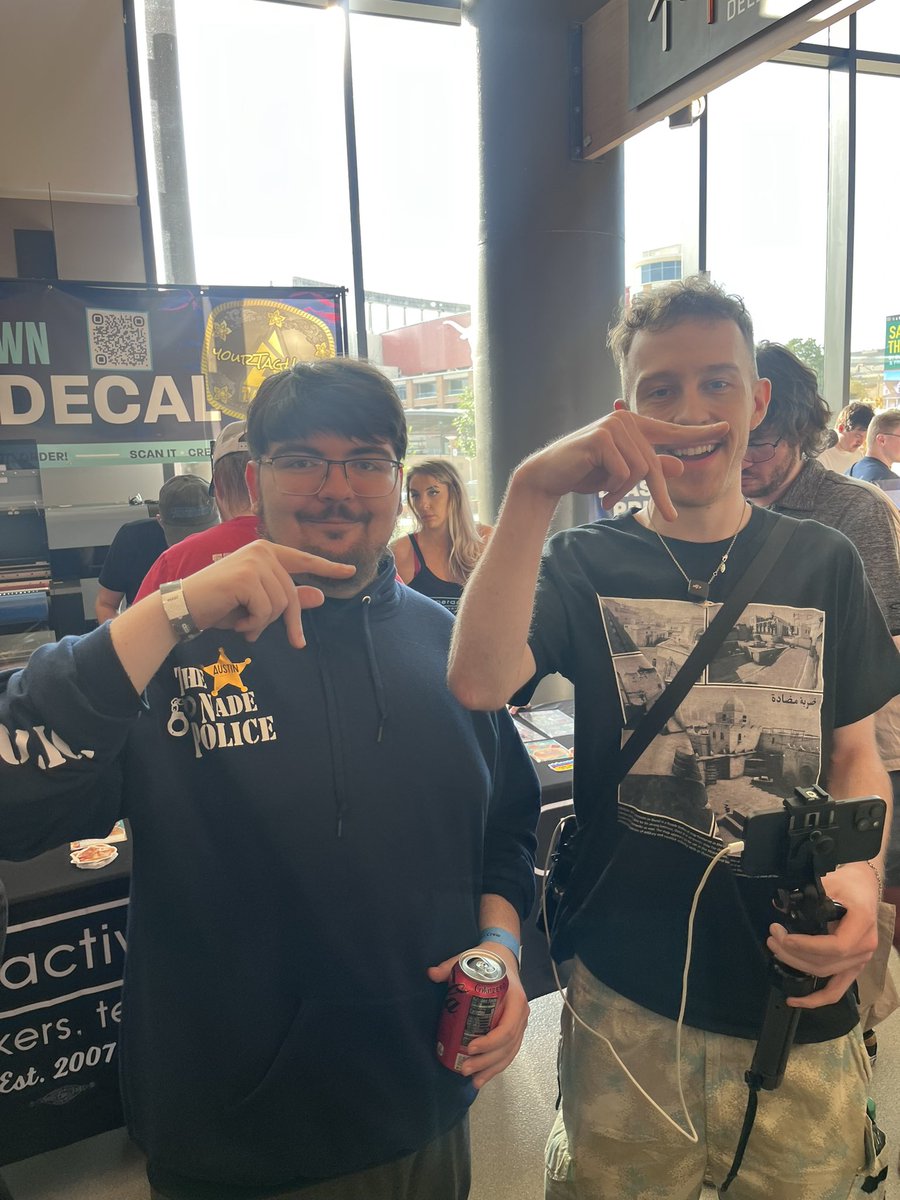 masetheworst's tweet photo. what a privilege to watch grown men play video games all weekend 🫰 https://t.co/uKlFE8lhOe