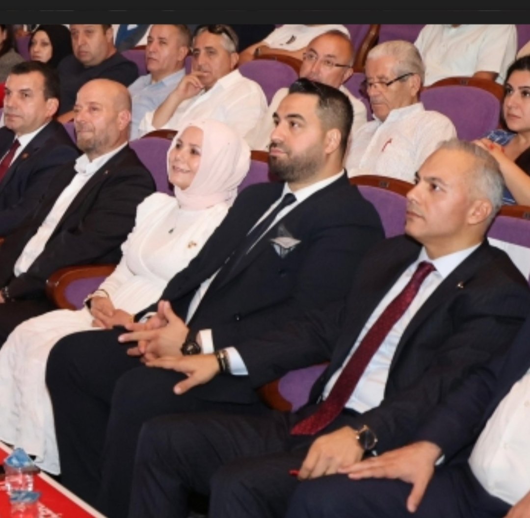 bbpistanbulil's tweet photo. İl kadın kolları başkanı sn. Hülya ŞENCAN Küçükçekmece İlçe kongresinde divandaki yerine aldı kongremiz istanbul'umuza Küçükçekmece'mize hayırlı olsun.
#varolsunteskilat
@Mustafa_Destici 
@gokhanilgar
@dilekk14 
@hlysncn https://t.co/dSYIVTwCbc