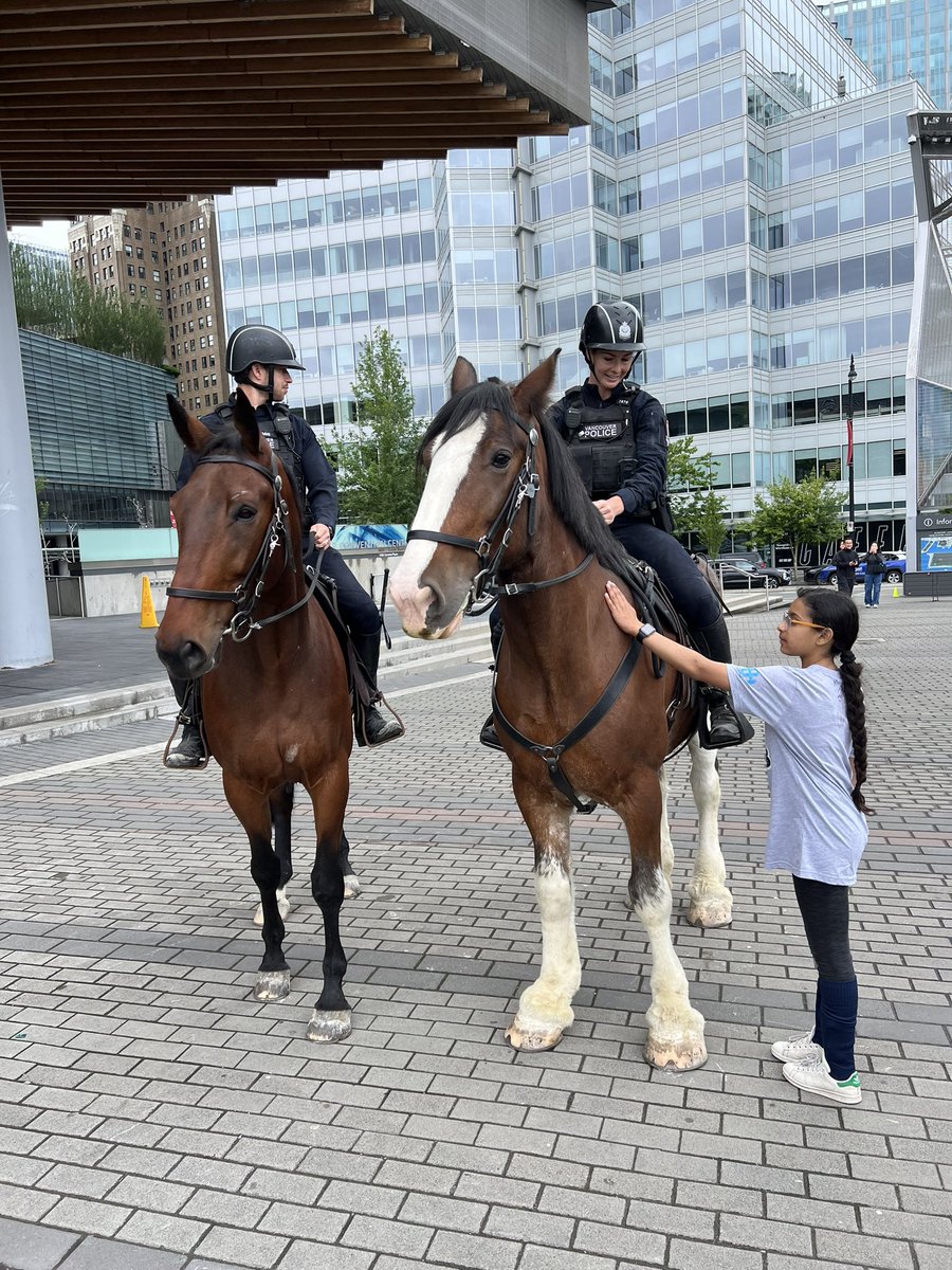 Despite a bit of a cold morning, yesterday was a huge success for the DREAM #ballhockey tournament! Many kids were inspired by this experience and said “it was the best day ever”! Thanks to Cst. Agosta, Cst. Spence, and <a href="/VanPoliceFnd/">Vancouver Police Foundation</a>! #VPD <a href="/VancouverPD/">Vancouver Police</a> <a href="/VPDYouth/">VPD Youth Services</a>