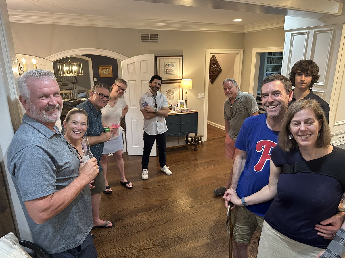 Carol Shrader tweet media