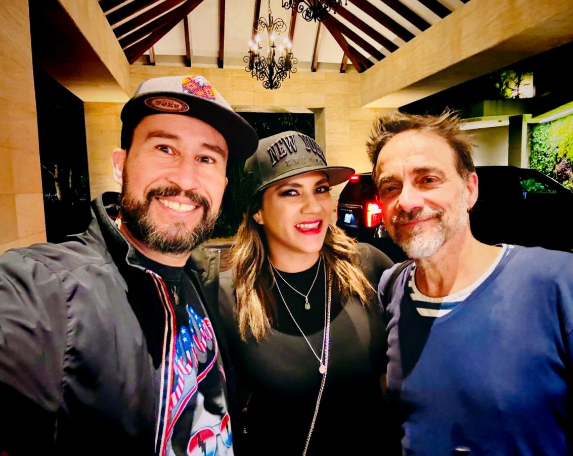 Que cómo jugó <a href="/fedefutbolcrc/">FCRF 🇨🇷</a>? No sé, andaba en otras este domingo. <a href="/Vicentico_/">Vicentico</a> <a href="/lfcoficial/">Fabulosos Cadillacs</a>