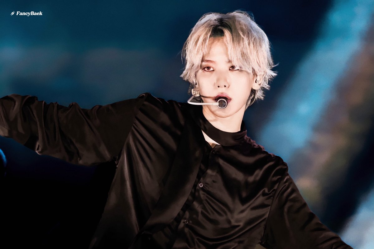 FancyBaek tweet media