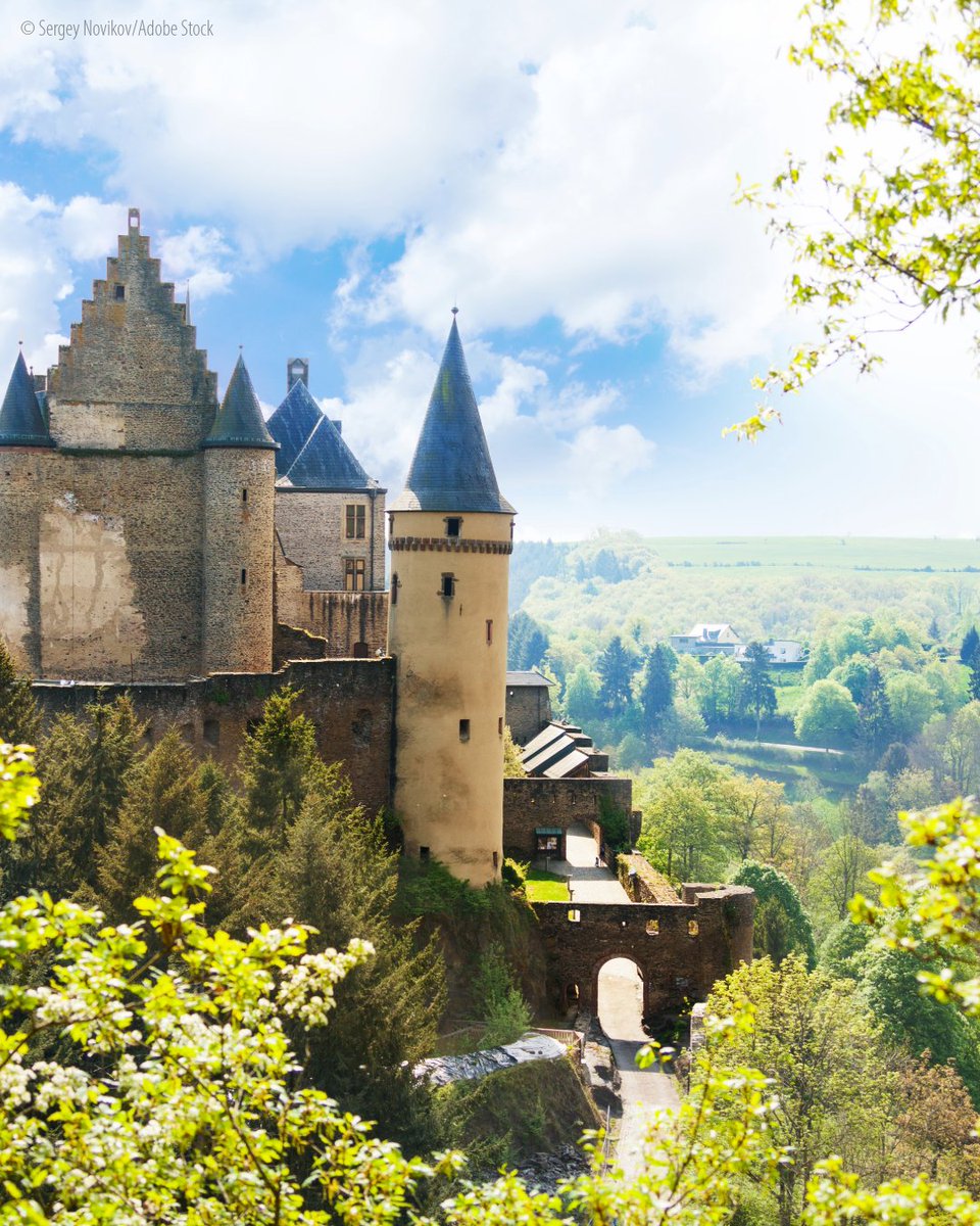 European Committee of the Regions (@eu_cor) on Twitter photo Happy Luxembourg National Day! 🇱🇺
Small in size, big in heart – Lëtzebuerg shows us how tradition, diversity, and European spirit can shine bright 💫
📍Where’s your favorite place in Luxembourg? 👇 Happy Luxembourg National Day! 🇱🇺
Small in size, big in heart – Lëtzebuerg shows us how tradition, diversity, and European spirit can shine bright 💫
📍Where’s your favorite place in Luxembourg? 👇