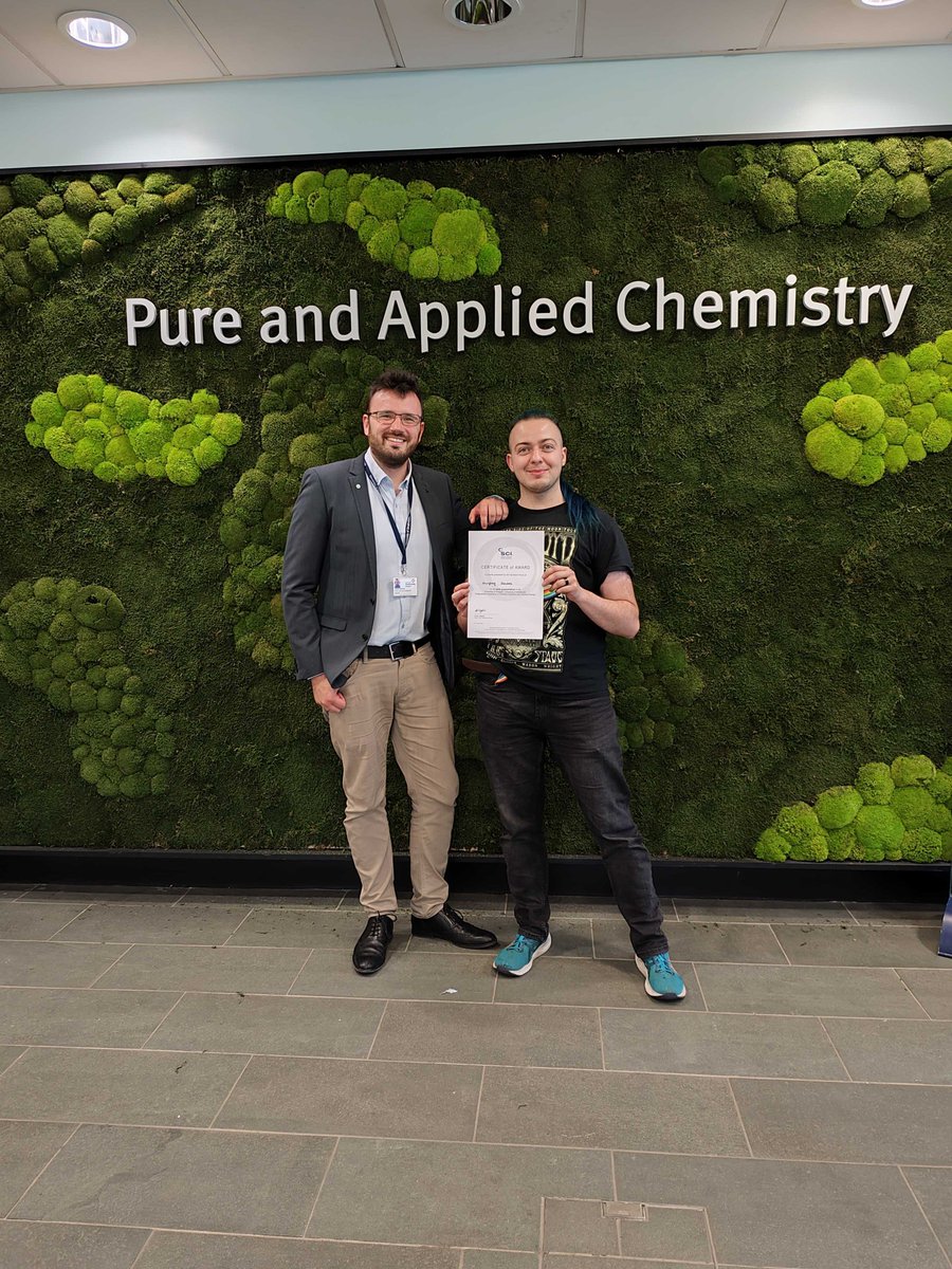 BarhamLab's tweet image. Student success #1!👨🎓✨ For his talk on spectroelectrochemical mechanistic studies of PEC reactions, our Wolfgang🇩🇪 won a best talk prize at the Glasgow/Strathclyde Postgrad Sympo on Synthetic Chemistry/ Chemical Biology!🎉👏Well done also to Simon for presenting a poster👍
