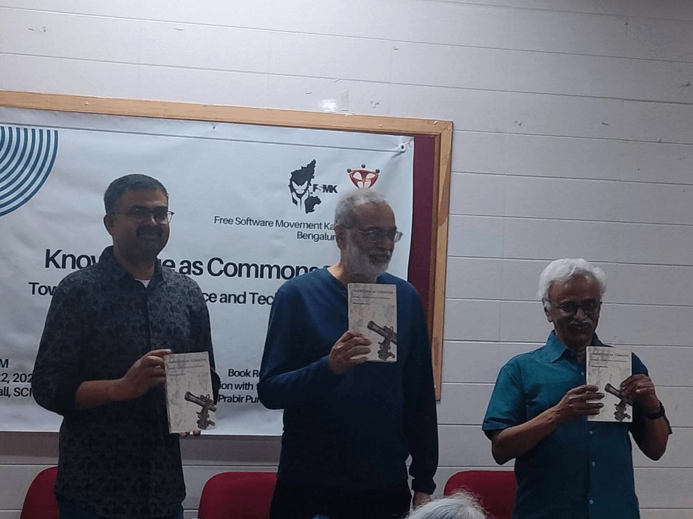 fsmk_org's tweet photo. Yesterday’s relaunch event was truly inspiring! 📖✨ We were honored to host Prabir Purkayastha for an engaging discussion around his thought-provoking book 'Knowledge as Commons: Towards Inclusive Science and Technology.'

#Commons #FreeSoftware #Bengaluru #Bangalore #FSMK https://t.co/im6AptA0rs