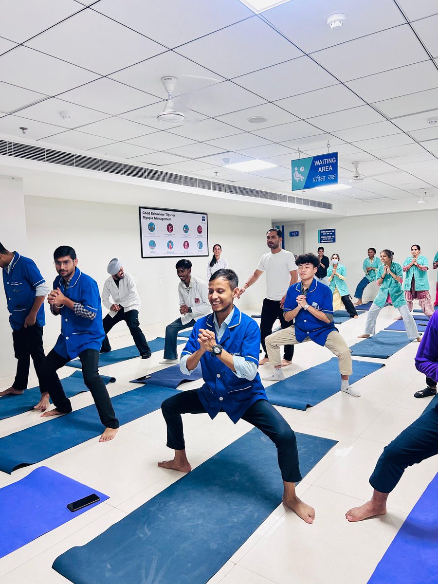 🧘‍♀️ International Yoga Day at PC Sharma Eye Hospital 🧘‍♂️
#InternationalYogaDay #PCSharmaEyeHospital #YogaForWellbeing #EmployeeWellness #HealthcareWithHeart #YogaInDailyLife #TeamCare #HospitalFamily