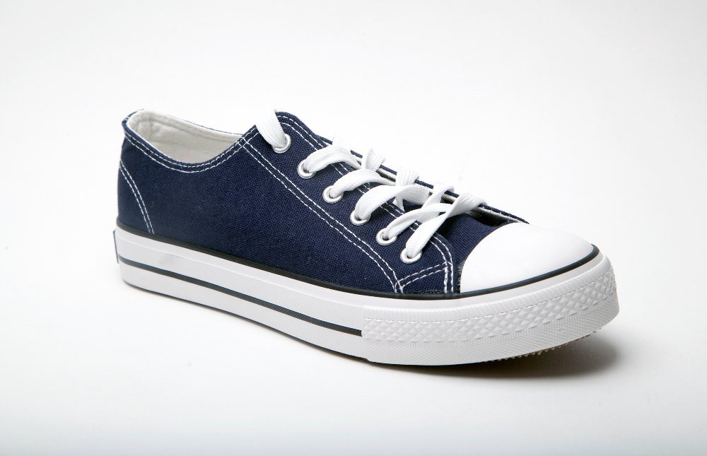 Canvas hype walked… so Jordans hype could fly.