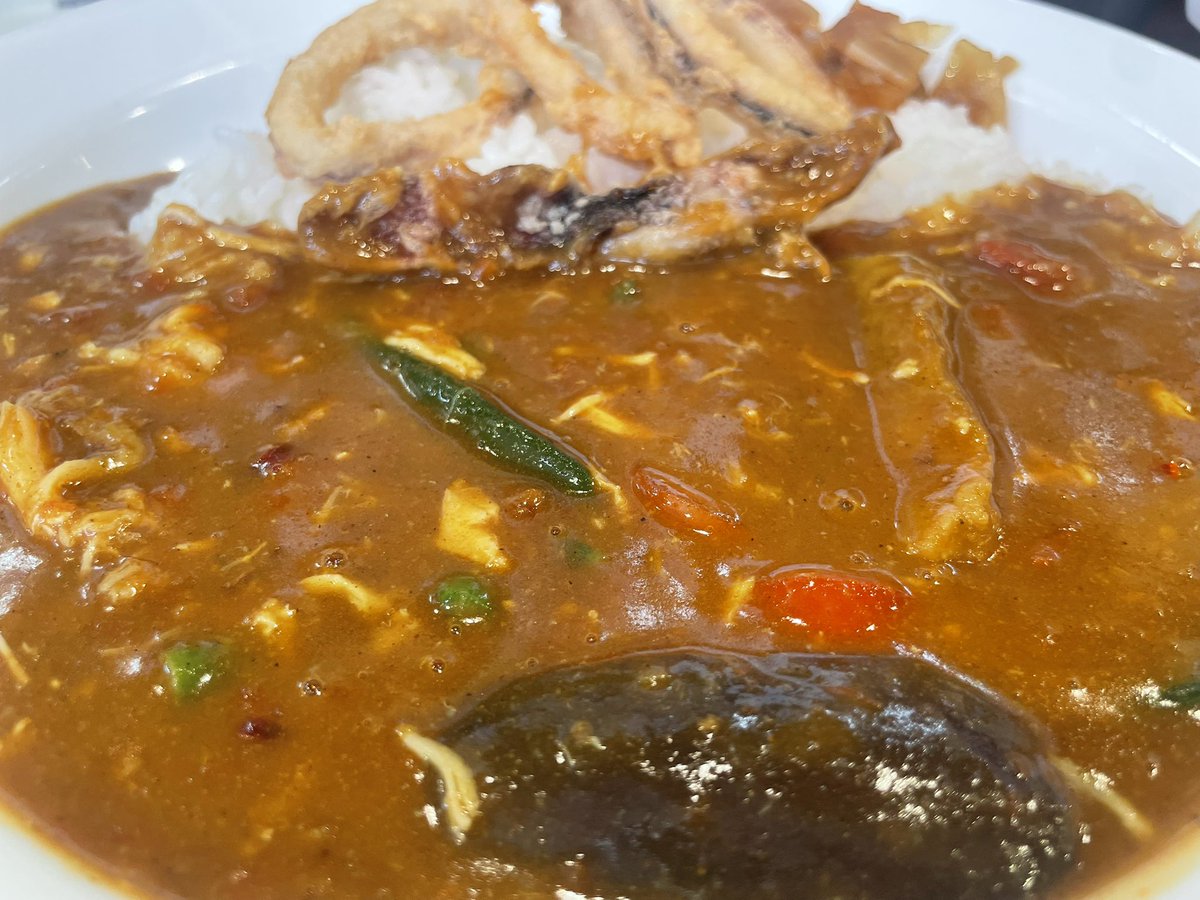mi3chi7's tweet photo. 毎年の楽しみ🍛🍆🍅
#チキンと夏野菜カレー https://t.co/gJKLcyekb0