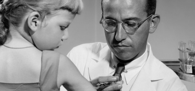 Dopo aver sviluppato il vaccino antipolio, rifiutò di farne un business. "Non c'è brevetto. Si può brevettare il sole?", dichiarò, convinto che la conoscenza scientifica dovesse essere condivisa per il bene dell'umanità.

Ricordando Jonas Salk, morto il #23giugno 1995.