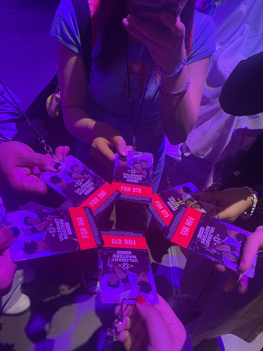 phamjams's tweet image. Genuinely #VALORANTMasters has gone in the books as the absolute best artist alley experience I have ever been a part of 🙂‍↕️ Thank you for the immense support during my time at VCT and a big thank you goes out to @JoyChao for taking care of us artists 🫶🫶
