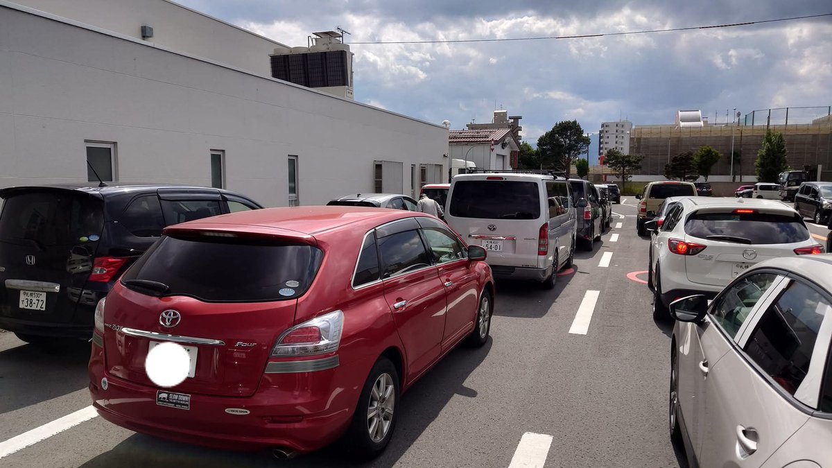 marumanmotors's tweet photo. 午前中にちょっとだけ仕事をして、とっとと家に帰るつもりだったけれど、ついでにアレもコレもやっておくか?と、やってるうちに車検にまで来てしもうた🤣🤣🤣
#持込検査 #車検 #マークXジオ #ANA15 #2AZ https://t.co/tvjnQwO0ZY