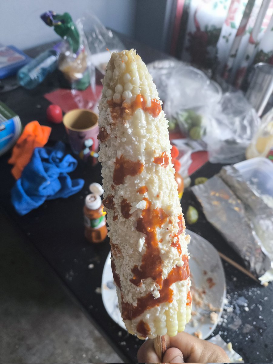 deibons's tweet photo. Día de elote en familia. https://t.co/qphC3WyLs2