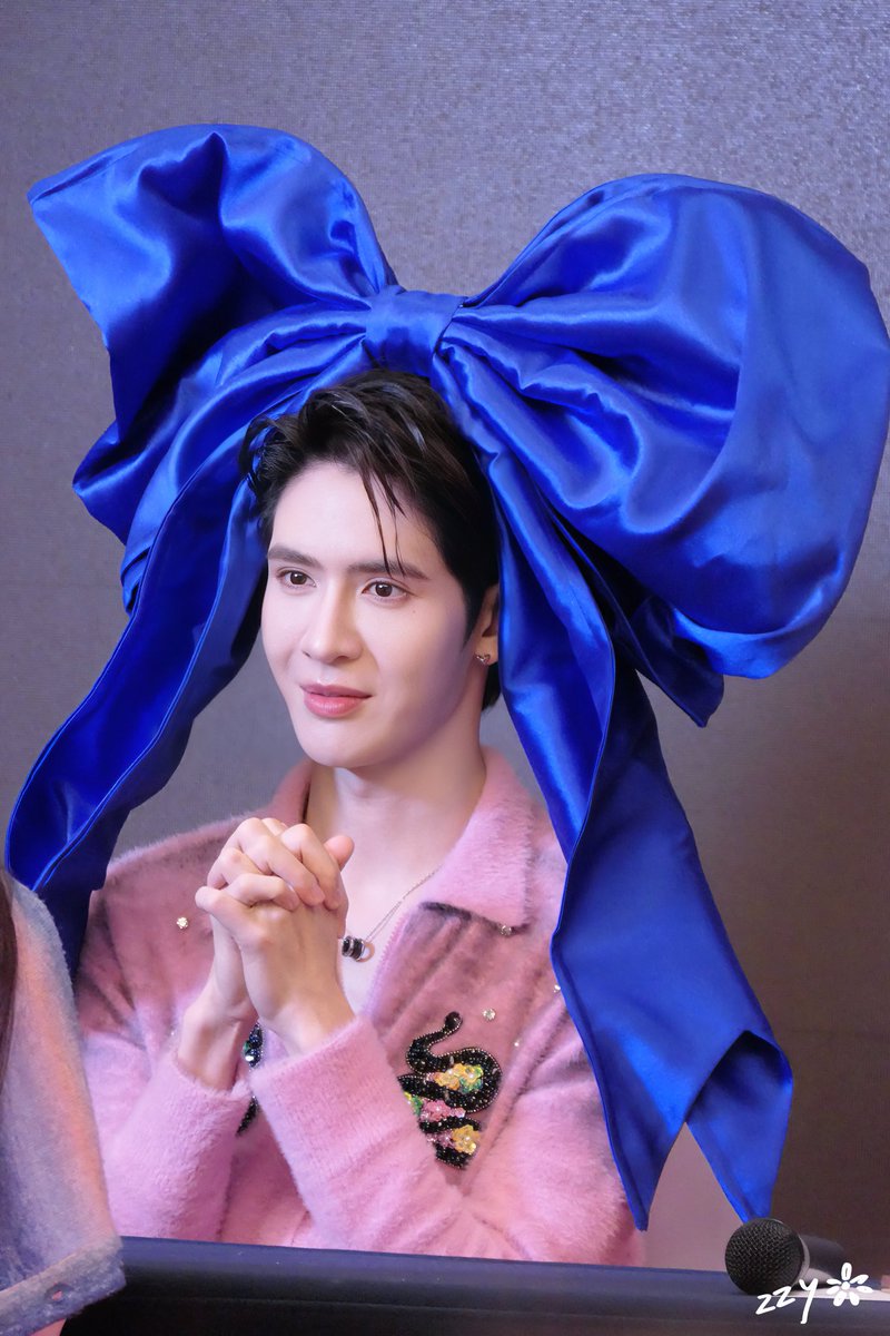 exo_zzy's tweet photo. 🎀

JAMES MIDATO IN HANGZHOU
#MidatoxJamesSu
#JamesSu
@Jamessu_w https://t.co/379LKkwmmq