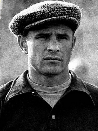 SundayLeagueR9's tweet image. One of the best football nicknames I have ever heard is 'The Black Spider' from the legendary Lev Yashin🫡

#Nickname #Russia