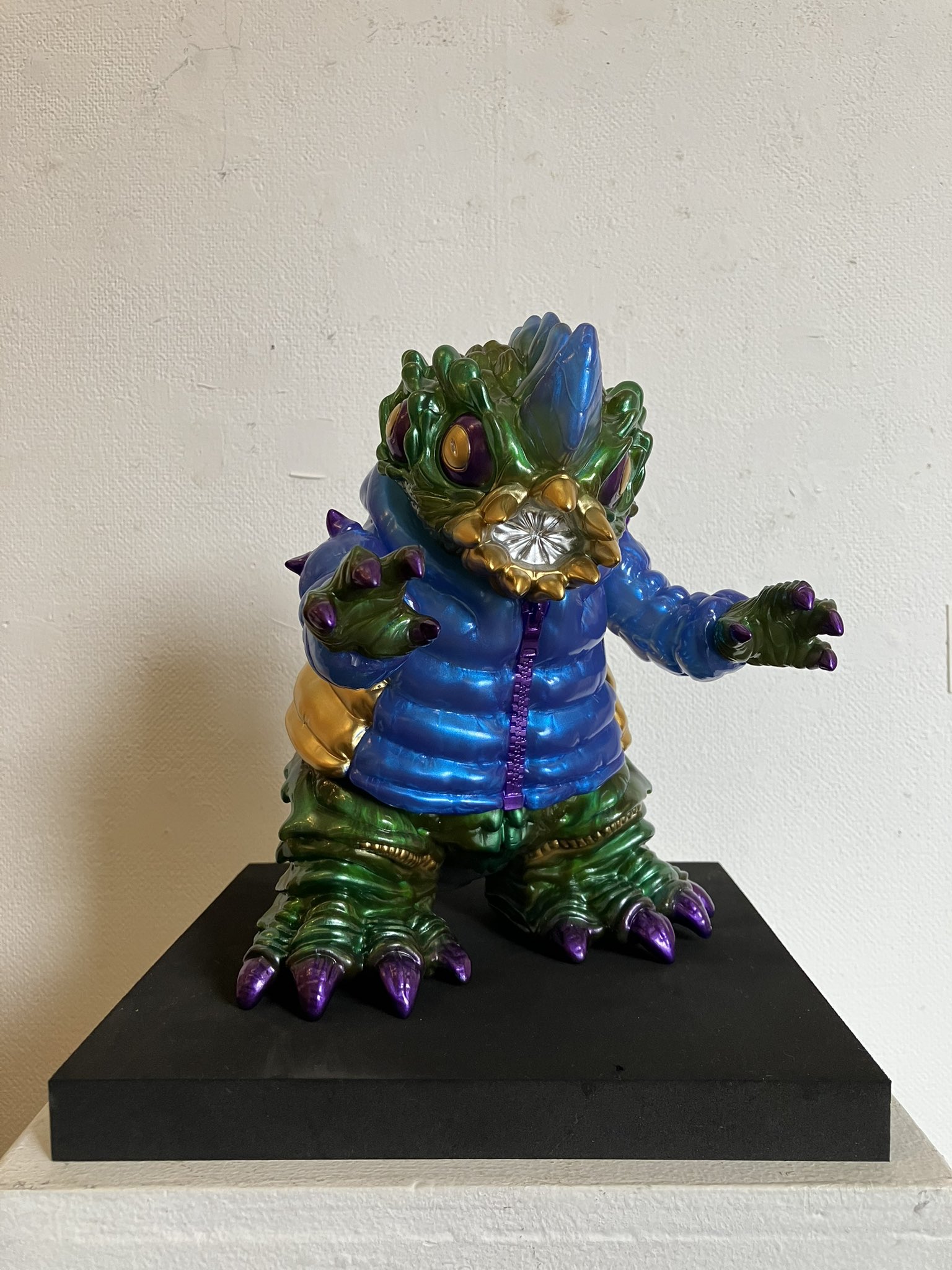 たのしい怪獣展2025」にて立体怪獣作家・gumtaro氏が最新