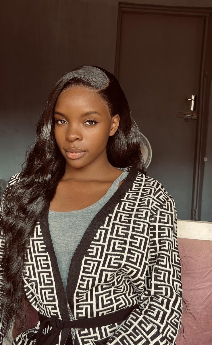 DJ Foa, a Malawian DJ based in South Africa, is hosting an SA tour early December and has booked Tuno, Waxy Kay &amp; Kellie Divine Njuchi — giving all 3 artists their first SA bookings. 🇿🇦
