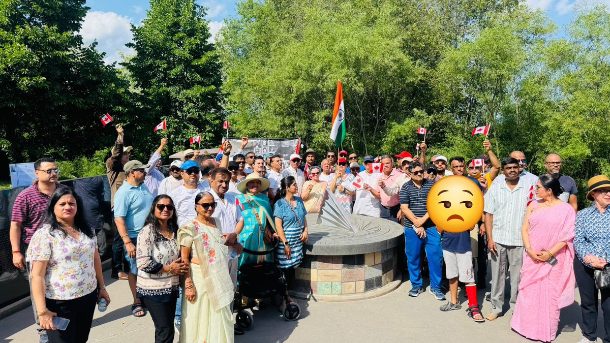 CaHiHaOfficial's tweet photo. Commemorating 40th Anniversary of #AirIndia182 tragedy and remembering victims of terrorism in Humber Bay Park #Toronto
@MelissaLantsman @CostasMenegakis @annarobertsmp @SenatorSalma
@MarkJCarney @PierrePoilievre
@officialHinduCF @puneet_sahani https://t.co/aX8tP1hVn8