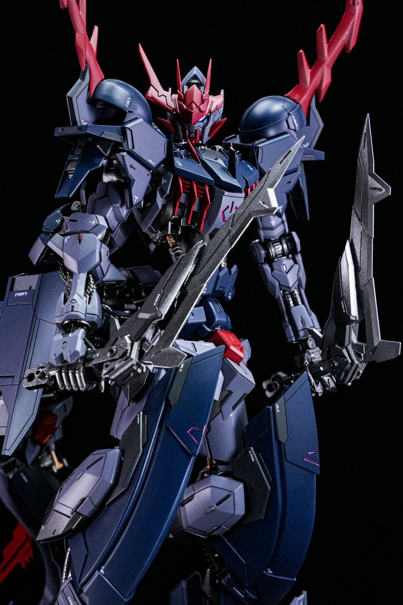 air_ship5's tweet image. 1/100【ガンダムバルバタウロス】完成しました！

バルバトス２体とミキシングやスクラッチで制作しました！

↓他写真と素材等まとめましたのでツリーもよかった見てください！

 #ガンプラ