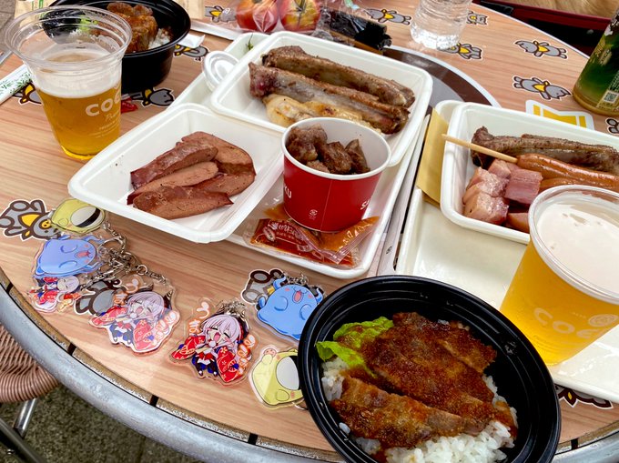 さそりがため先生とサイボク来たぞい〜

めちゃうまぶたさんぱーちぃ
おビール2杯頂いちった…っ

うまみみみみみみみみみみみみみみみみみ 