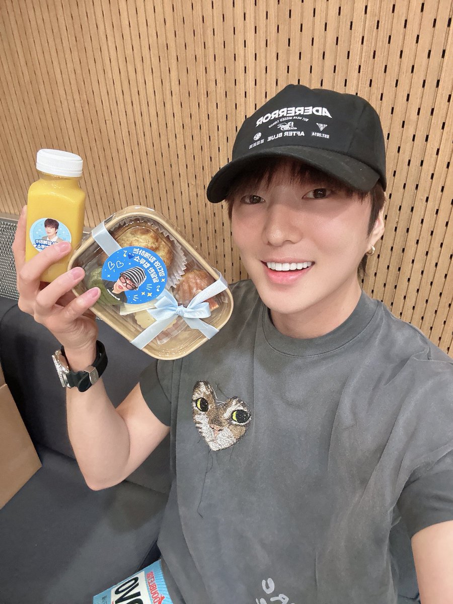 inneryoonyoon's tweet photo. スンユン��可愛い歯並びアプデされてて泣いた😭😭 https://t.co/mnlCqdheZi