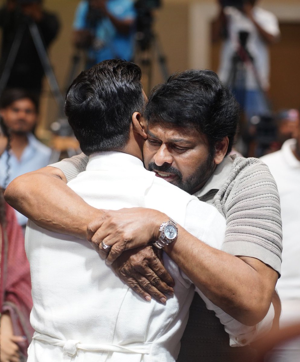 a MEGA hug🤗

#BlockBusterKuberaa #BOXOFFICEKuberaa 
#SekharKammulasKuberaa #Kuberaa