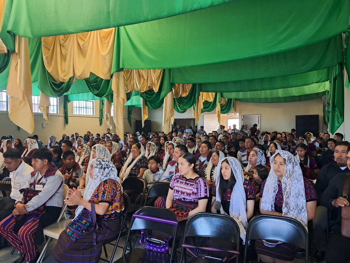 sdrexlerESPM42's tweet image. Photos from my trip to the Guatemalan Orthodox parish today. There were probably around 400 attendees total. Two men were chrismated during the service.