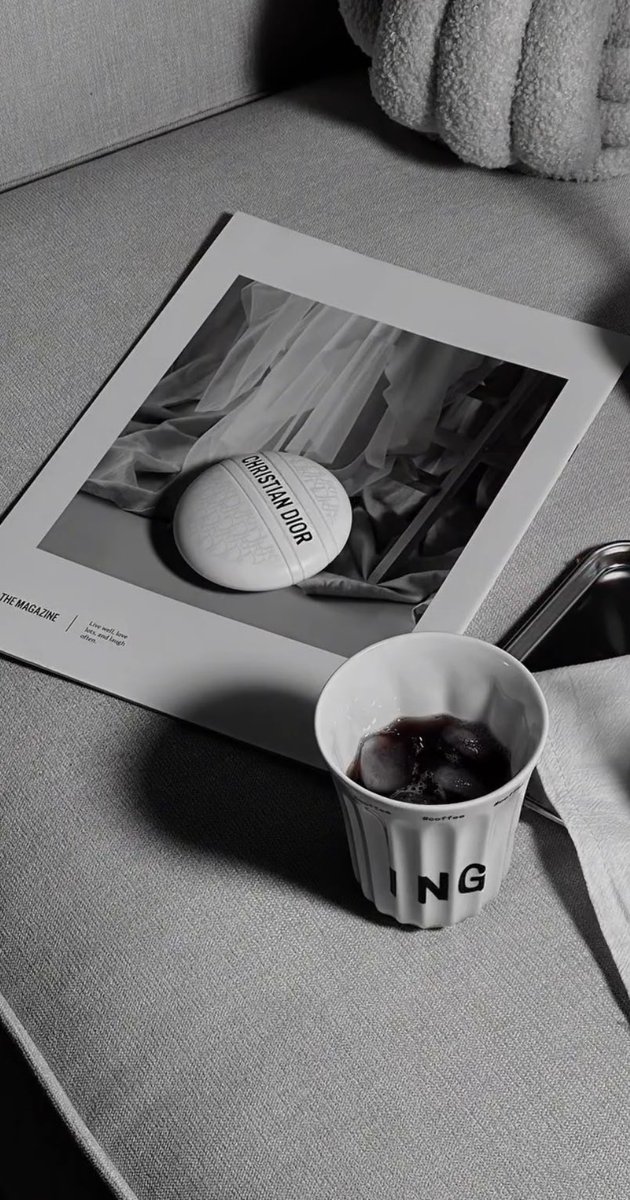 Took___'s tweet image. كن راقيا فـي أفعالك ￼
وأجعل لك قيمة فـي قلوب الناس 
إن لم‌‍ يكن حبا فليكُـن احتراما ￼
.
.
🥰🌷