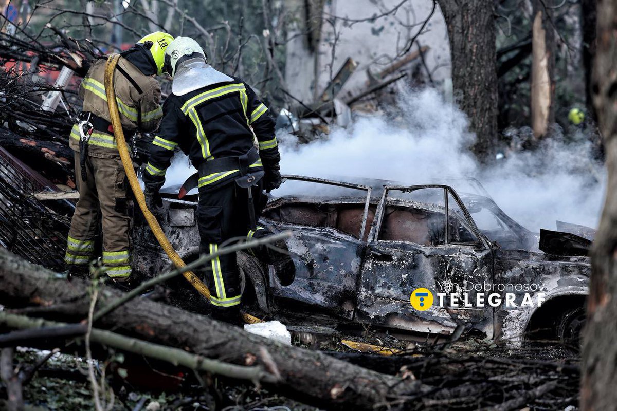 As of now, 6 people are killed in Kyiv. Response efforts are still ongoing at 2 locations.

And once again, the Russians are striking people who were simply sleeping in their beds at night…