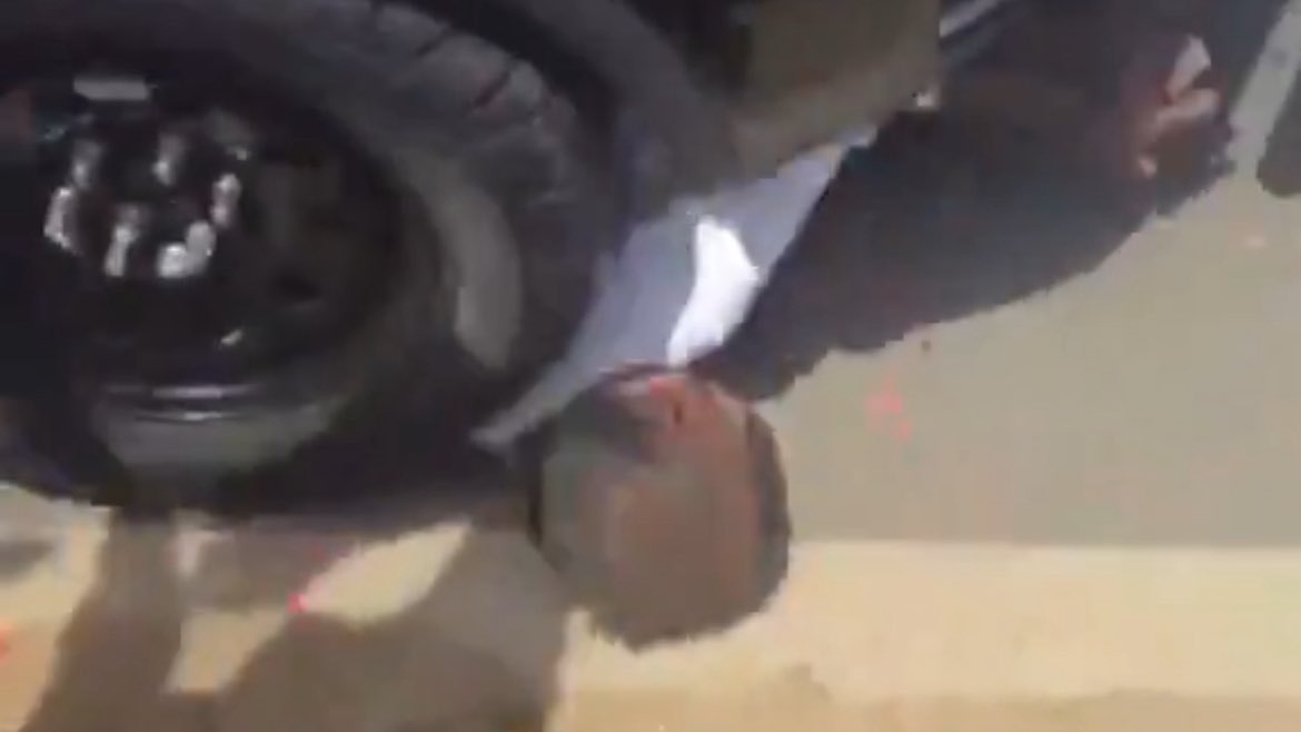 openletteryt's tweet image. Poora ecosystem khamosh hai. Kyoki ye gaadi kisi BJP Leader ki nahi thi. 

Varna saare paaltu kutte bhonk rahe hote. Ye dusro ko godi media bolte hain...