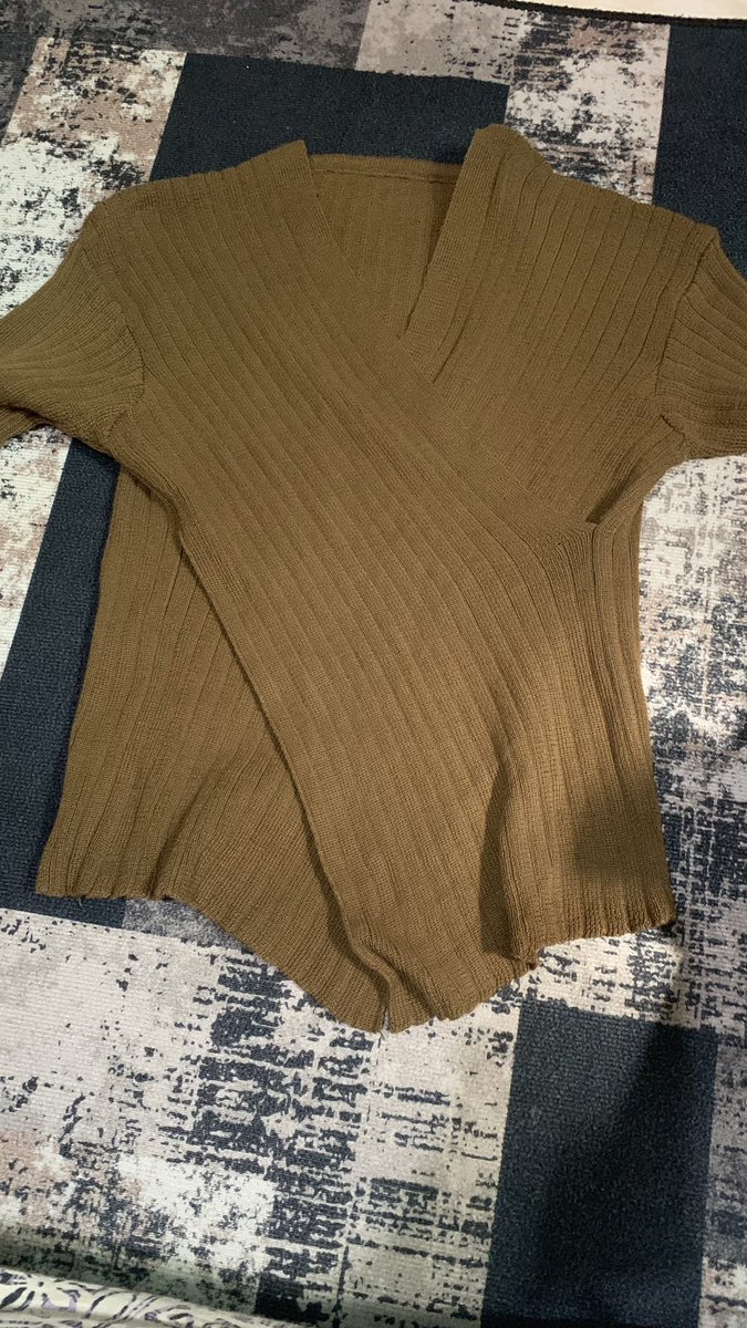 bebepearll's tweet photo. knit dan cardi masing masing 45k bundling 80k freeong+admin https://t.co/n7MN9Qgfik