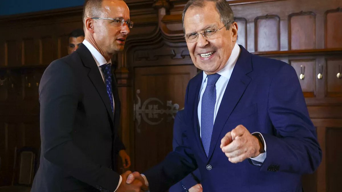 ⚡️Hungary and Slovakia won’t back the EU’s 18th sanctions package against Russia, Hungarian FM Péter Szijjártó said Monday. The move comes in response to EU plans to phase out Russian energy imports. Is this the usual blackmail (for an exemption), or we'd see the first real veto?