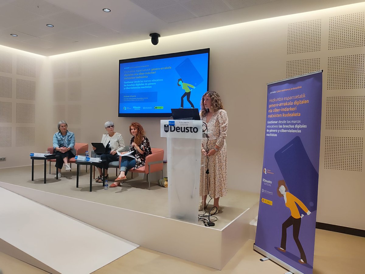 Deusto Trabajo Social / Gizarte Lana (@deustotrsocial) on Twitter photo 📢 Hoy en <a href="/deusto/">Universidad Deusto - Deustuko Unibertsitatea</a> presentamos #CyberResistance: infancia, género y ciberviolencias
📱A los 7 años, niños y niñas ya acceden a contenido violento y sexista sin buscarlo
⚠️ La 3.ª brecha digital existe
🧠 Más educación, menos miedo
#Ciberviolencias #Coeducación 📢 Hoy en <a href="/deusto/">Universidad Deusto - Deustuko Unibertsitatea</a> presentamos #CyberResistance: infancia, género y ciberviolencias
📱A los 7 años, niños y niñas ya acceden a contenido violento y sexista sin buscarlo
⚠️ La 3.ª brecha digital existe
🧠 Más educación, menos miedo
#Ciberviolencias #Coeducación