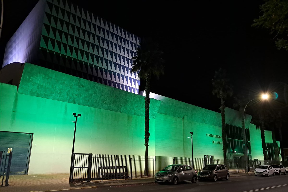 👉 #LaRinconada se tiñe de verde para sumarse a la lucha contra la #ELA
El Ayuntamiento, el Centro Cultural de #LaVilla y #ElPalenque, en #ElAbrazo, se iluminan de esperanza y compromiso sumándose a la iniciativa #LuzporlaELA 💙💚 acortar.link/YJ30ZU