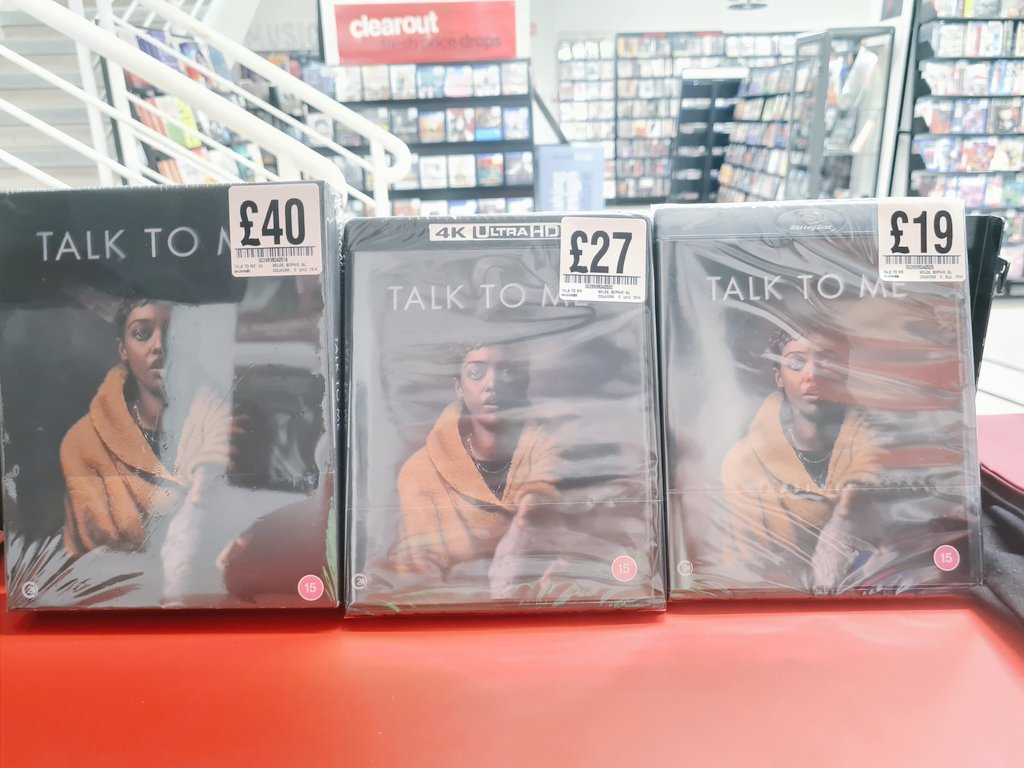 Fopp Edinburgh tweet media