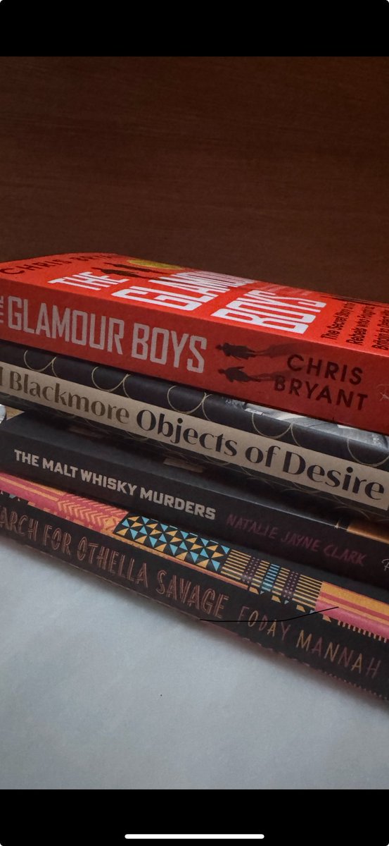 Cute mini TBR pile. ❤️📚
