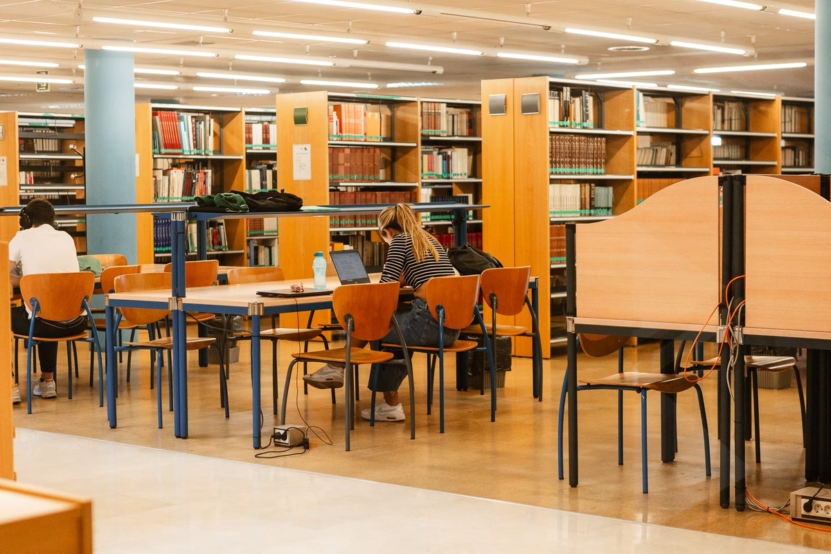 Ayuntamiento de León (@leonayto) on Twitter photo 📚 Abierta la convocatoria de ayudas al estudio para estudiantes de la <a href="/unileon/">Universidad de León</a> y ciclos formativos de grado superior de FP. #LeónEsp
ℹ️ Todos los detalles de la convocatoria: tinyurl.com/3kp23csp 📚 Abierta la convocatoria de ayudas al estudio para estudiantes de la <a href="/unileon/">Universidad de León</a> y ciclos formativos de grado superior de FP. #LeónEsp
ℹ️ Todos los detalles de la convocatoria: tinyurl.com/3kp23csp