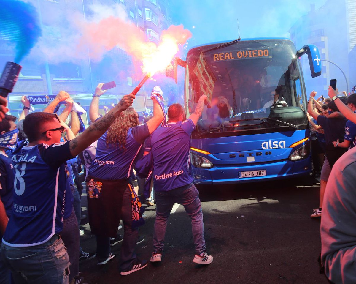 grvformacion's tweet photo. Grupo Riesgo Vital (y muy especialmente sus profesores sportinguistas) felicitan al REAL OVIEDO por su ascenso a Primera División. ¡HALA OVIEDO! #RealOviedo #OviedoSiempreDePrimera https://t.co/rhc2hm4LVB