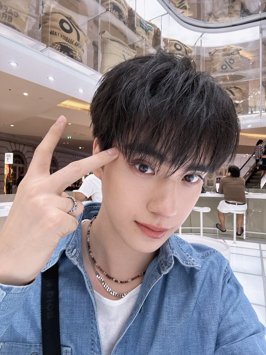 Tee_Jaruji's tweet photo. #TEeThanapon 🥰 https://t.co/x1sGA84Bar