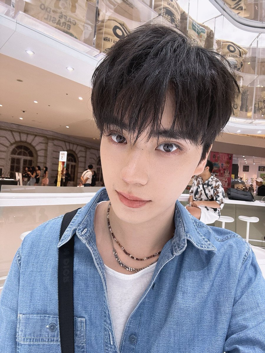 Tee_Jaruji's tweet photo. #TEeThanapon 🥰 https://t.co/x1sGA84Bar