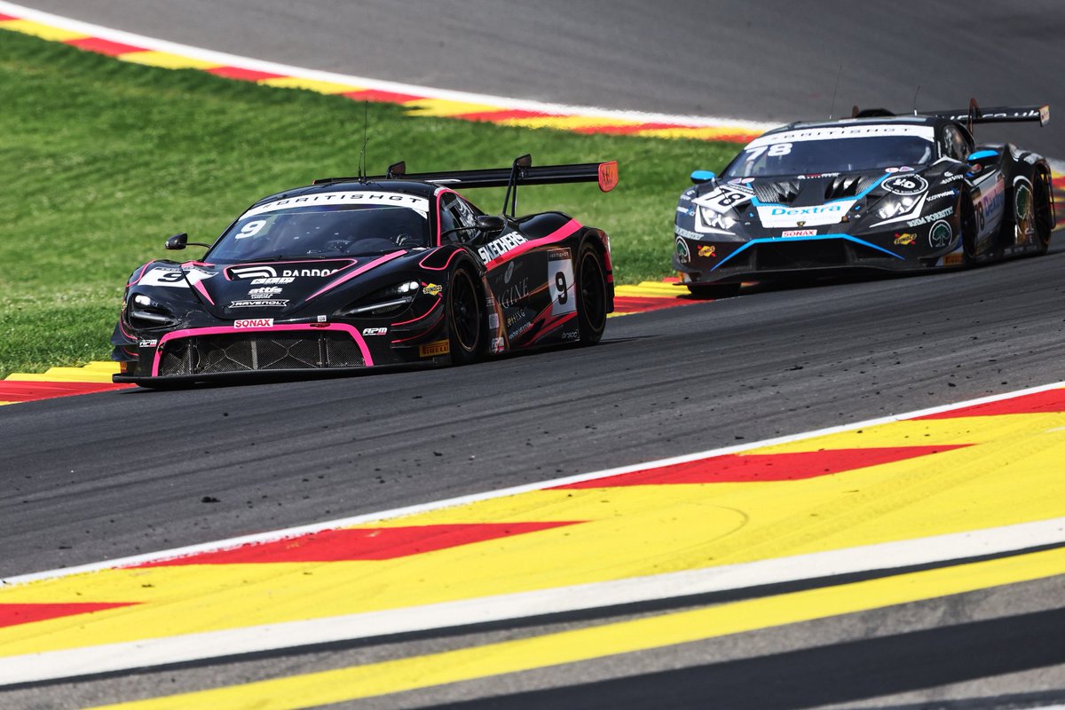 Beating the heat 🔥

We scored yet more British GT points despite a baking three-hour race at Spa 🇧🇪

Get the inside story of the weekend with our review. Live on our website now. 

🔗 paddock-motorsport.com/paddock-beats-…