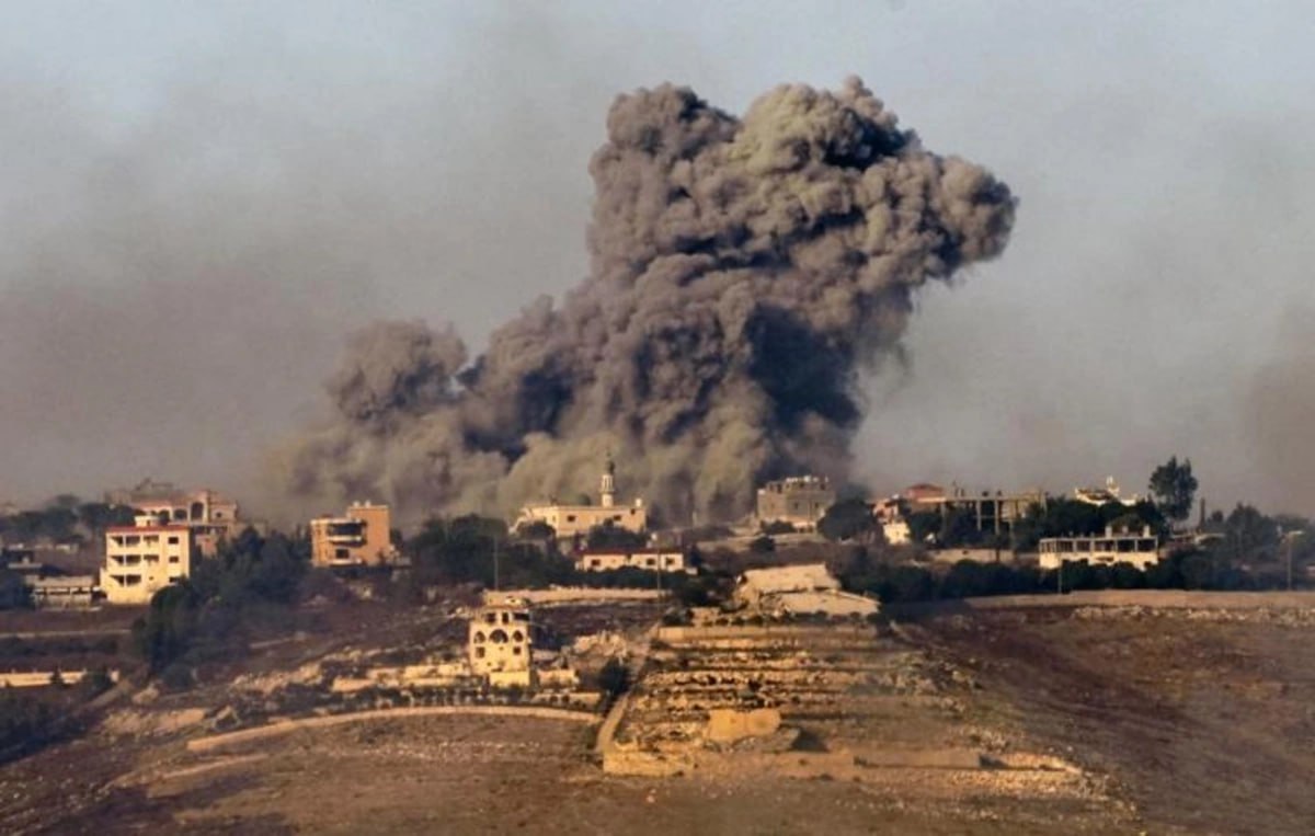 🔴 US military base in #Syria has been attacked

A U.S. military base located in northeastern Syria has been attacked. #IranIsraelConflict #USattackIran 

It was reported that a US military base in the #Gasruk area of #Hasakah province in western Syria was targeted