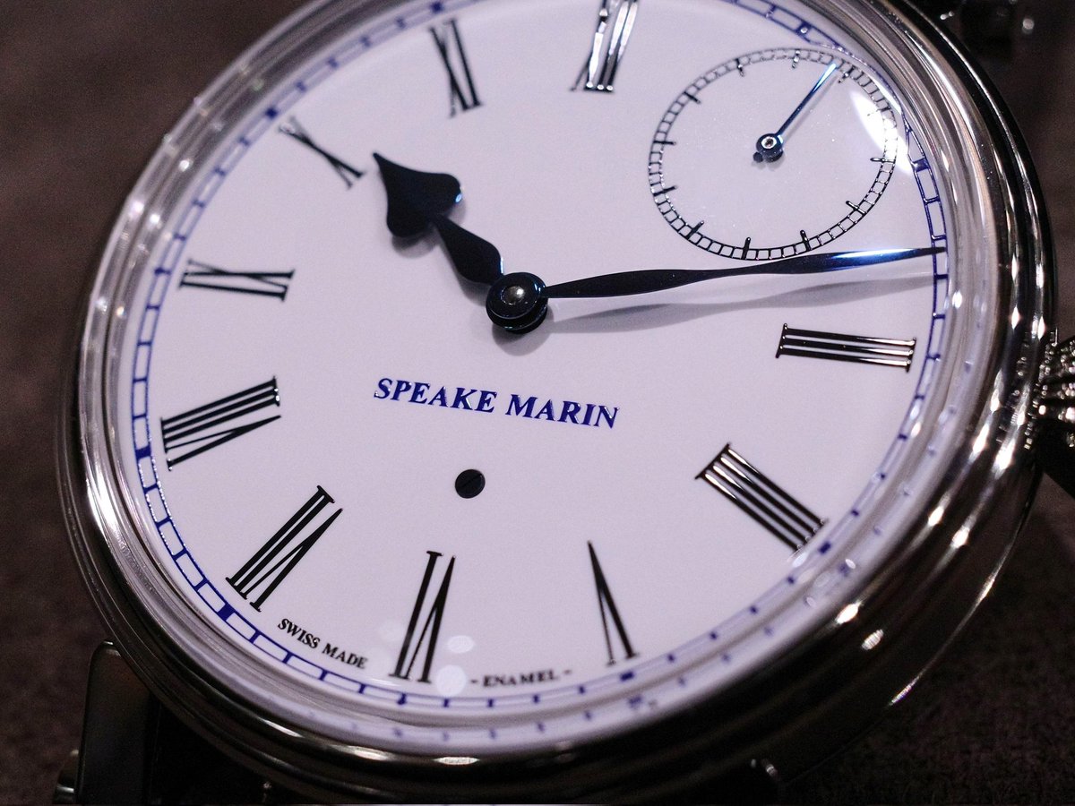 DearWatchLover's tweet photo. 【ISETAN WATCH COLLECTOR'S WEEK｜7/2〜7/22】
38mmケース＆白エナメル文字盤が魅せる、クラシカルな美。スピーク・マリン「レジリエンス」が現代的に再構築されて登場。
#speakemarin #resilience #shellman #isetan #独立時計 #エナメル文字盤 #クラシックウォッチ https://t.co/2YxCHnx8sJ
