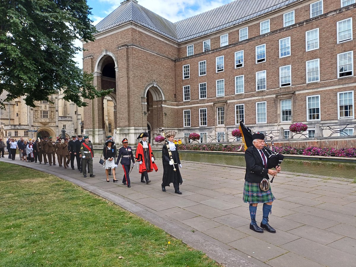 brislordmayor's tweet image. 🇬🇧 Today @BristolCouncil City Hall, we hosted a flag raising and civic reception to mark the beginning of Armed Forces Week 2025.
Thank you to all those who serve and protect at home and abroad 🇬🇧
Find out more 👇
armedforcesday.org.uk