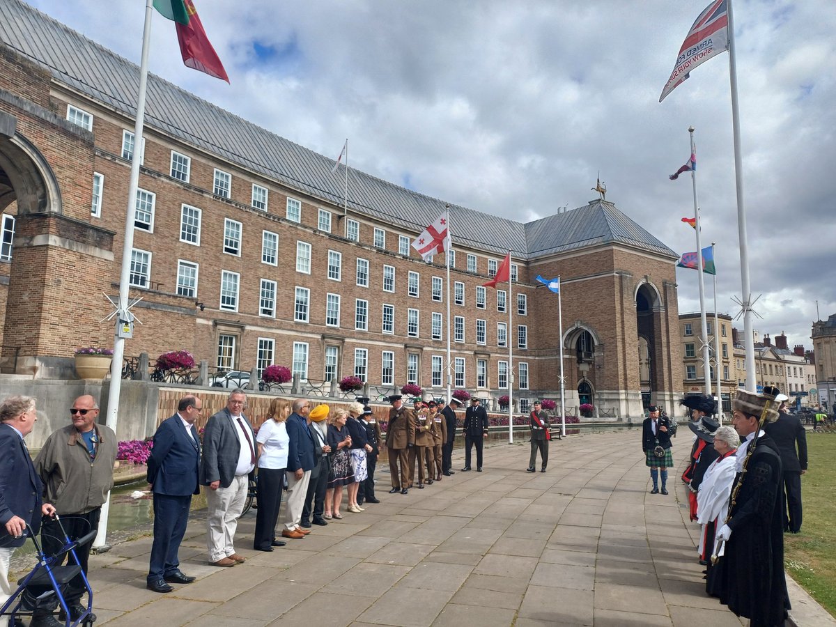 brislordmayor's tweet image. 🇬🇧 Today @BristolCouncil City Hall, we hosted a flag raising and civic reception to mark the beginning of Armed Forces Week 2025.
Thank you to all those who serve and protect at home and abroad 🇬🇧
Find out more 👇
armedforcesday.org.uk