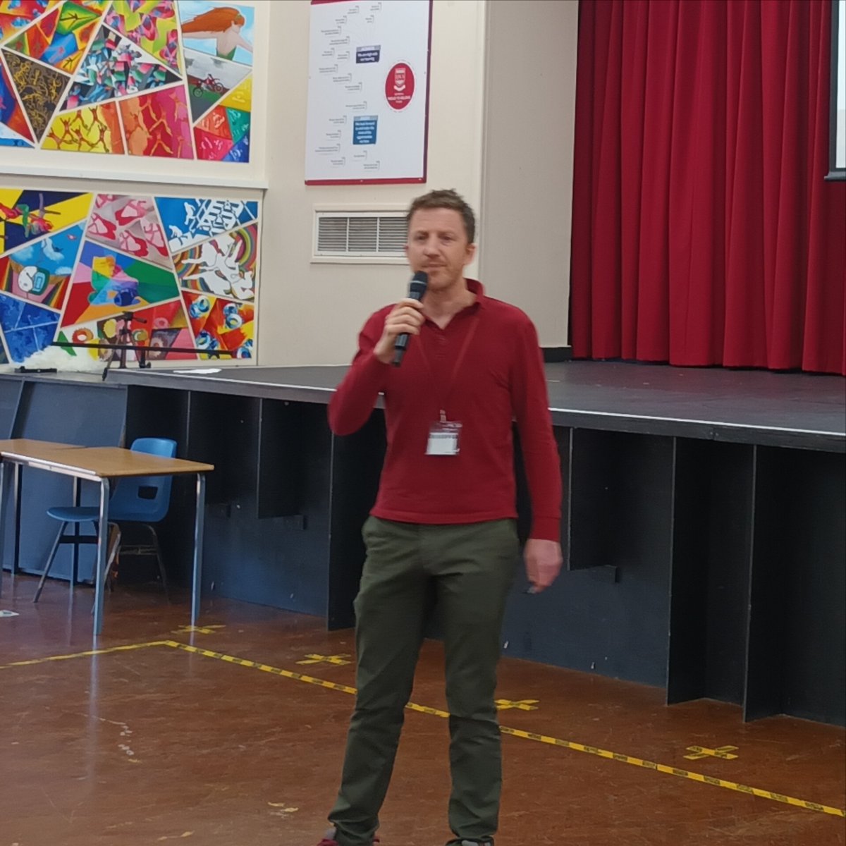 Thank you to Pete Marston for last weeks employer talk to 221 students on the Probation Service. He explained about his varied journey, his 20 year career and the variety of jobs in the Prison and Probation Service.